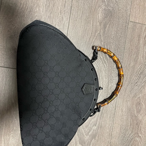 Gorgeous Gucci monogram bamboo handle bag - Picture 5 of 6